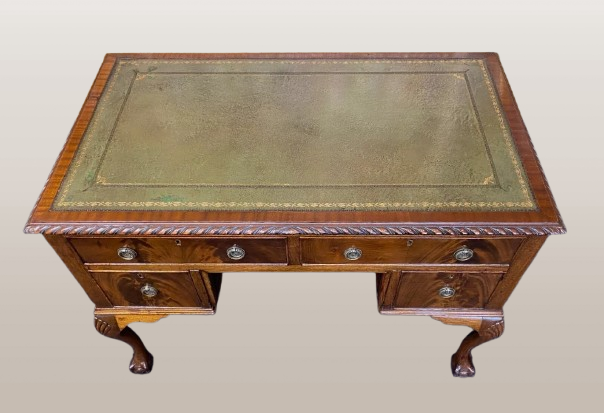 „Chippendale Revival“ senovinis liepsnos ir raudonmedžio rašomasis stalas - Image 5