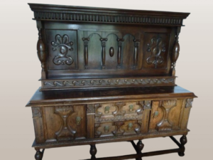 Originali senovinė ąžuolo bufetinė komoda