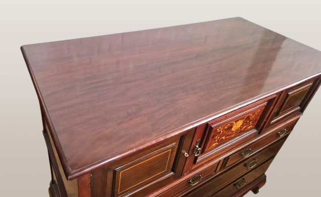 Antikvarinė didelė Viktorijos laikų raudonmedžio inkrustuota skrybėlių spintelė / komoda - Image 3
