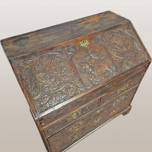 Antikvarinis gruzinų rašytojų rašomasis stalas su stalčiais – Viktorijos laikų gausiai raižytas - Image 3