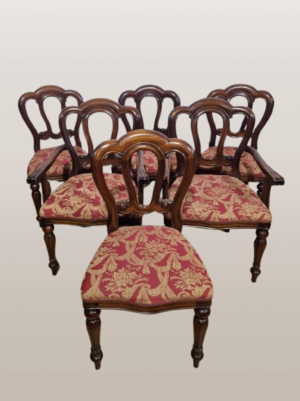 Antikinio stiliaus 6 valgomojo kėdžių komplektas su balioniniu atlošu
