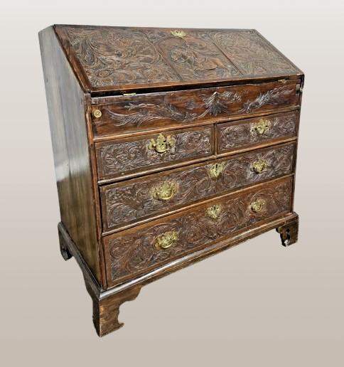 Antikvarinis gruzinų rašytojų rašomasis stalas su stalčiais – Viktorijos laikų gausiai raižytas - Image 2